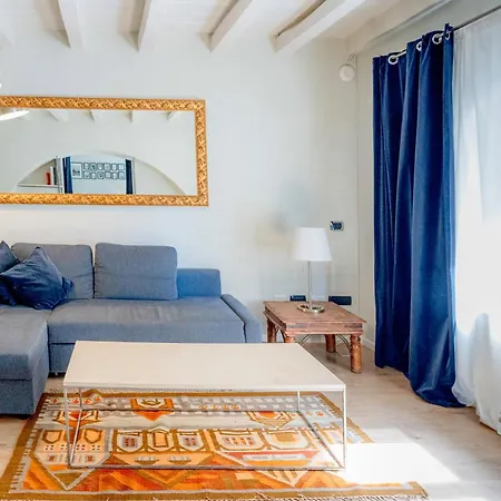 Eleganza Design Corso Porta Garibaldi - 80 Mq * Milánó