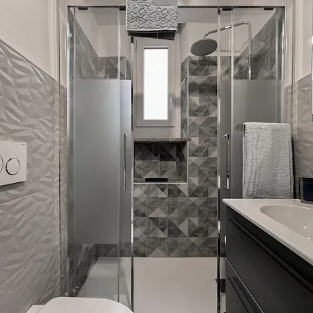 Elegant Three-room In Porta Romana * Milan