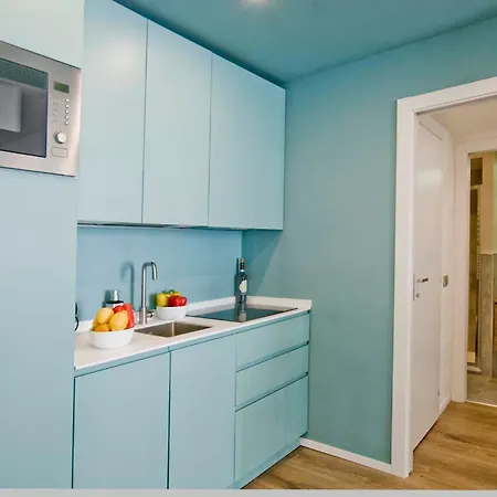Soperga 10 - Popart Flat In Apartment Milan