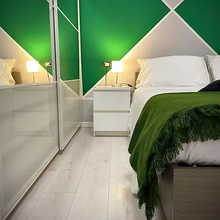 Apartment 22cap *