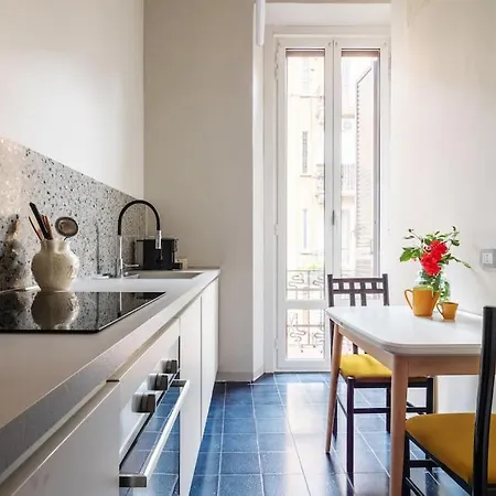 Casa Dina - Monolocale Washington De Angeli 아파트 밀라노