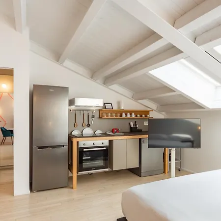 Welcome To The Center Of Apartmán Milán