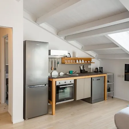 Welcome To The Center Of