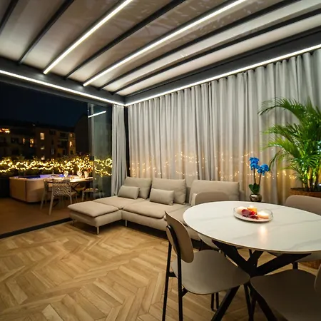 Modigliani Terrace Jacuzzi Golden House Apartamento *