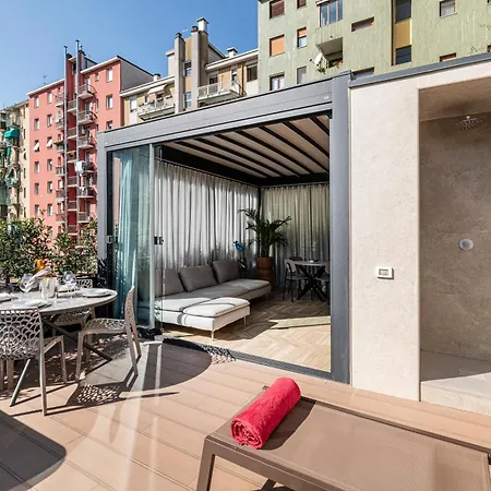 Modigliani Terrace Jacuzzi Golden House * מילאנו