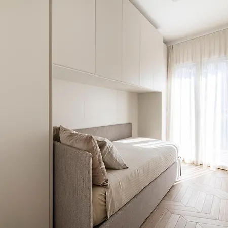 Apartamento Modigliani Terrace Jacuzzi Golden House