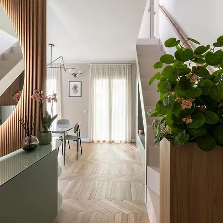 Apartamento Modigliani Terrace Jacuzzi Golden House