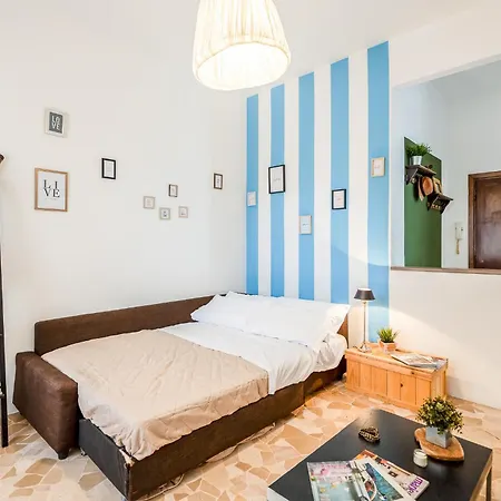 Exclusive Deluxe Between Duomo & San Siro