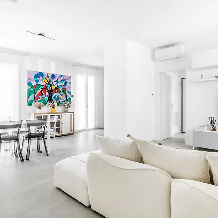 Luxury - Exclusive With Private Box Villa *