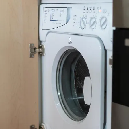 Apartament White And Brown Exclusive Loft With Terrace - Free Parking - M2 Station Mediolan