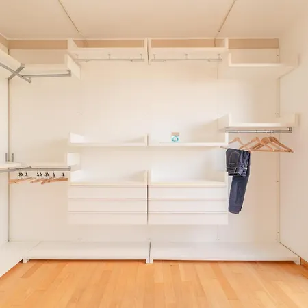 Fiftyfive-one Zuretti Aparthotel