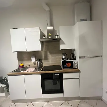 Apartament Precotto M1 - Jcube Hotellerie