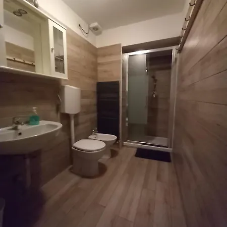 3 Station Free Parking Appartement