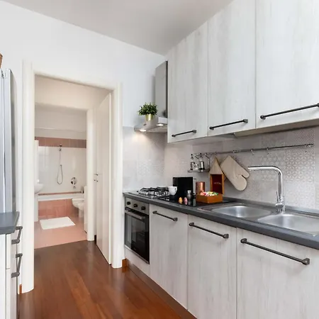 Terrace Con Parcheggio Incluso