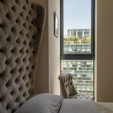 Sky High Dreams - Vista Duomo Milan