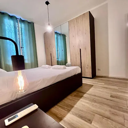 Kibilu - Via Valtellina - Quartiere Isola - Stazione Garibaldi - Monumentale - Vicinanze Brera * 米兰