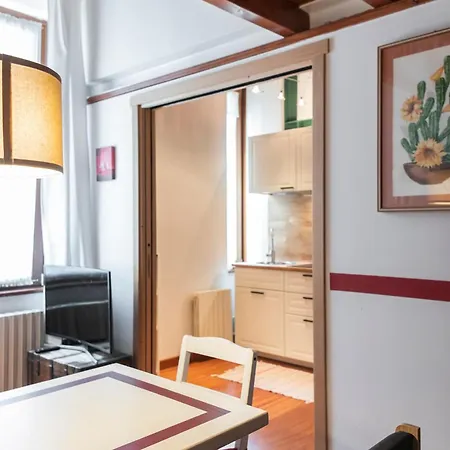 Trilocale Con Soppalco * Milano