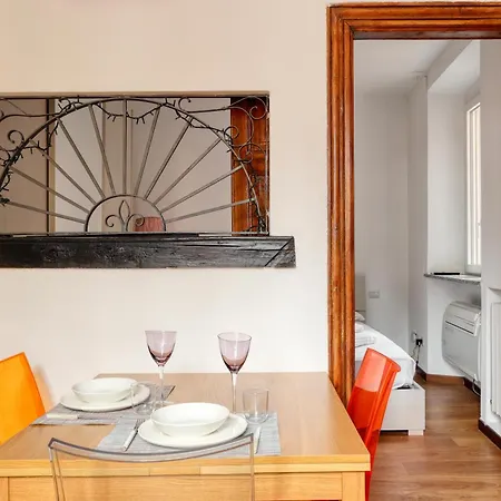 Apartment Joivy Welcoming 1br Flat In Porta Garibaldi Milan