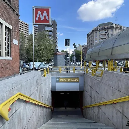 Brenta Place 아파트 밀라노