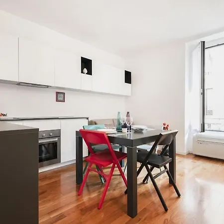 Easylife - - Bixio 11 - Porta Venezia * Milan