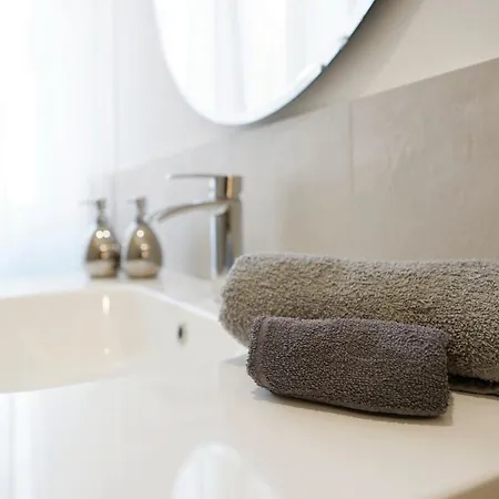 Apartman Moderno Milánó