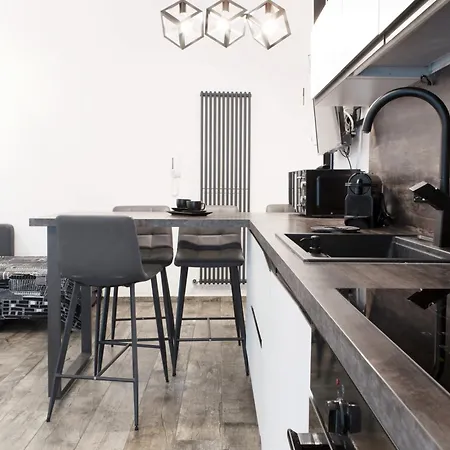 Moderno Апартаменты Милан