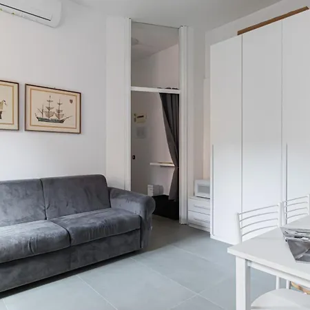 Italianway - Dall'ongaro 27 * Milan