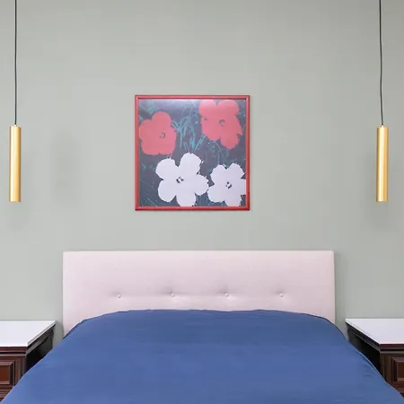 Modern With Balcony And Park View Milão