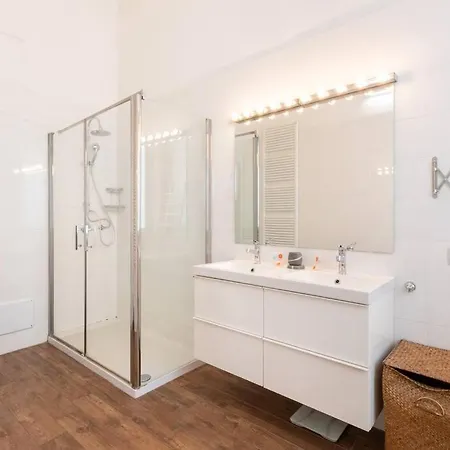 Crocetta Boheme Bilocale I Piano - Mirable Pm Apartment
