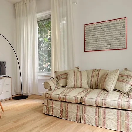 Joivy Stylish Near Pinacoteca Brera Apartment