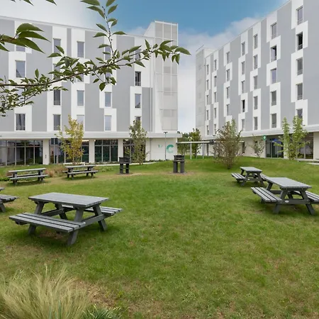 Hostel Cx Nom