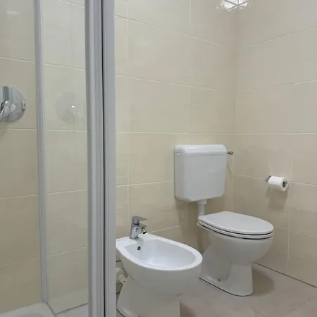 Foresteria Autostazione San Donato *