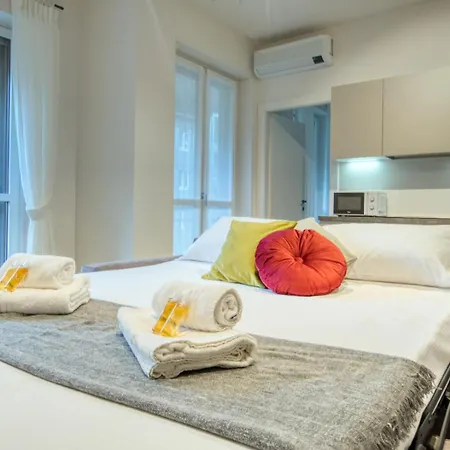 Appartement Caseospitali - Frattiniflats15, Nuovo Bilocale Di Design Per 4 In Prestigioso Quartiere