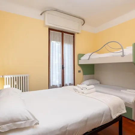 Apartman Design In Station Milánó
