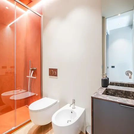 Terrazza Con Jacuzzi E Vista Iconica Sul Duomo *