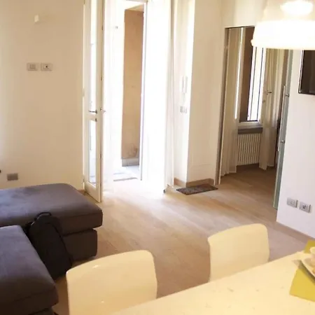 And Chic Near Fiera Apartman Milánó