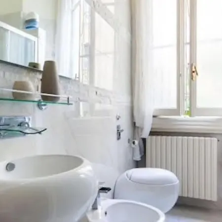 Exquisite Via Crema Milán