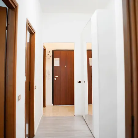 Toma Trilocale Moderno Per Max 6 Persone Apartman