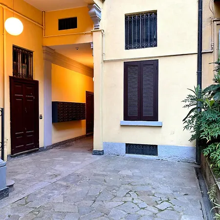 Vercelli-solari, Design District, Metro M1 8min A Piedi מילאנו