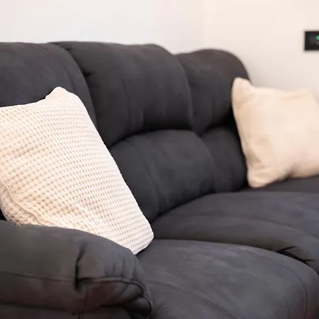 Luca Duomo Visconti Apartment Milan