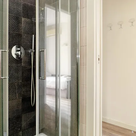 Joivy Cosy With Balcony Near The Centre מילאנו