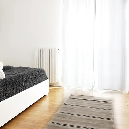 Apartmán Bilocale Zona 200metri Da Stazione *
