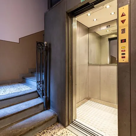 Bessy House, Near Fondazione Prada Apartment Milan