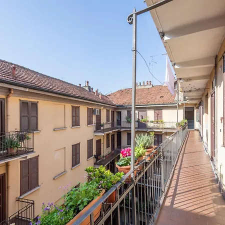 Bessy House, Near Fondazione Prada Apartment *