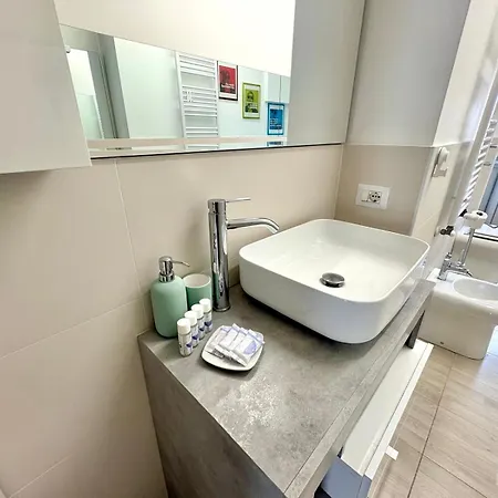 Apartment Apartment-navigli-house Of Mirrors