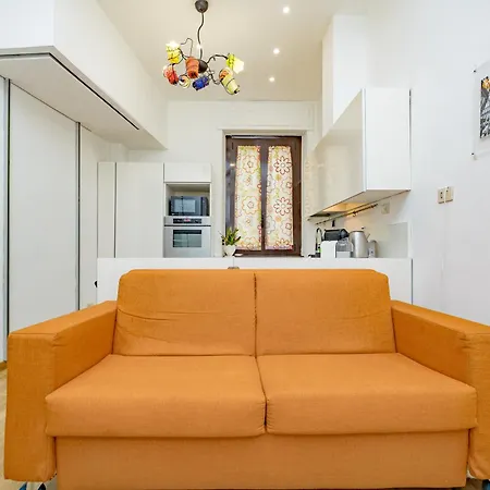 Apartament Minimal Near Bocconi *