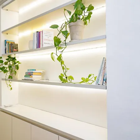 Apartament Minimal Near Bocconi