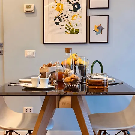 Azzurro Lancetti Retreat