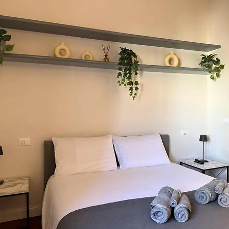 Urban Jungle 4 - Darsena Apartment