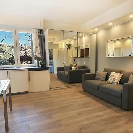 Smart - 1min From The Subway * מילאנו